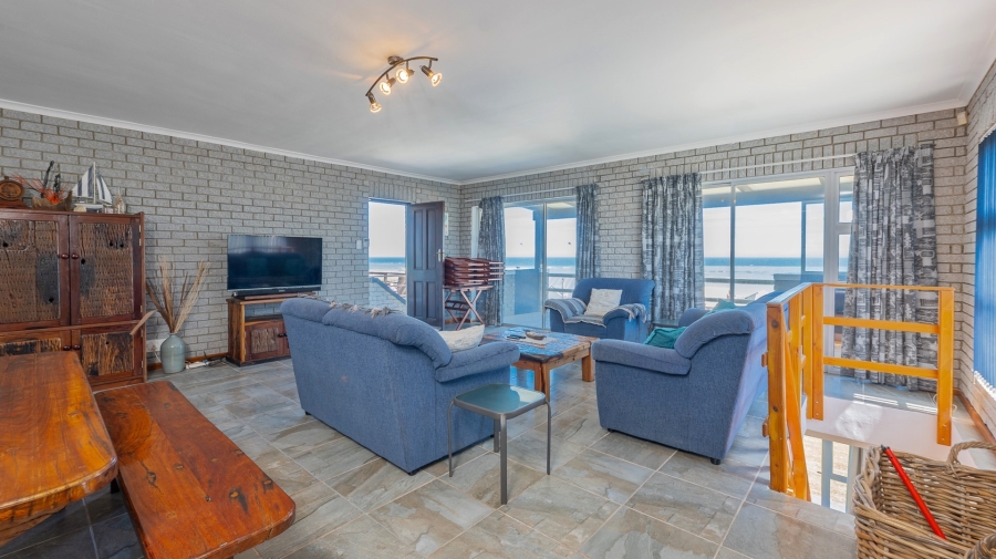 6 Bedroom Property for Sale in Suiderstrand Western Cape